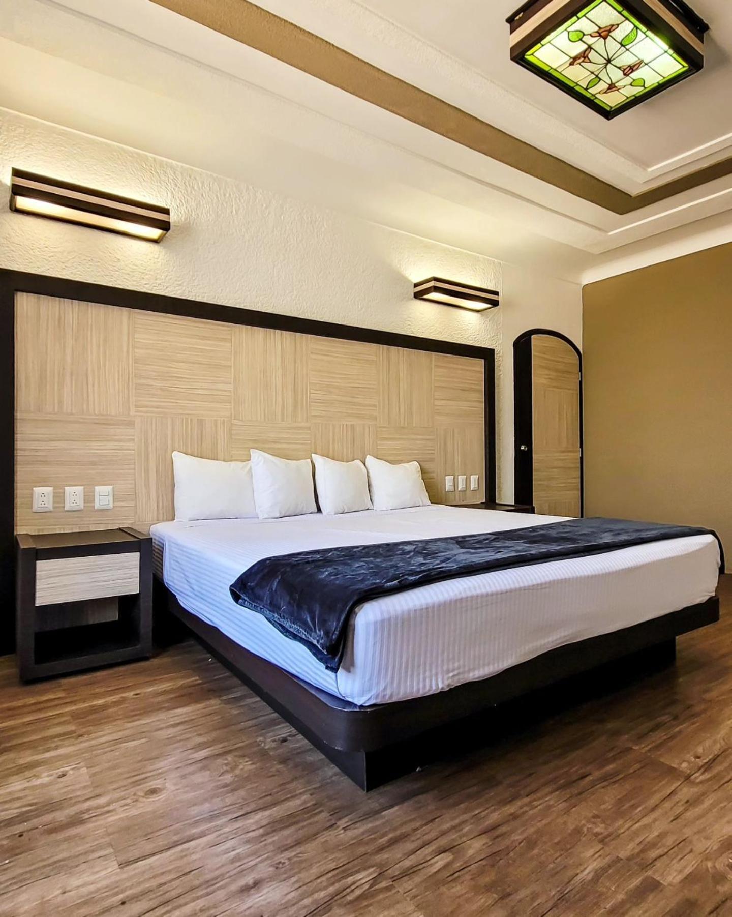 Hotel Paseo De La Presa Guanajuato Esterno foto